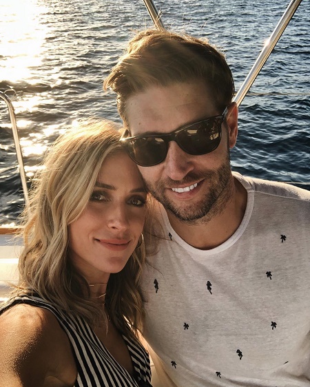 It's over for Kristin Cavallari and Jay Cutler. After seven year of marriage and one decade of together on April 26, they announced their seperation.