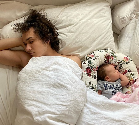 Deadly Class actor Benjamin Wadsworth and Magicians actress Stella Maeve, Welcomes a Baby Girl Together