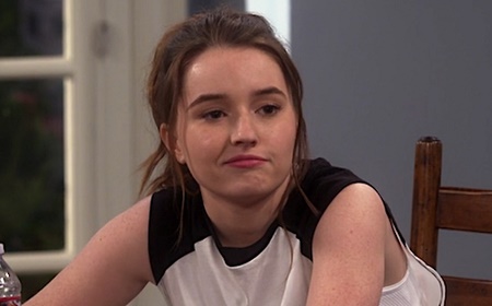 Kaitlyn Dever as Eve Baxter in Last Man Standing 