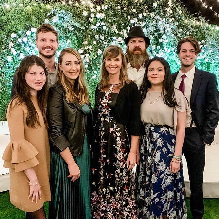  Jase Robertson And His Wife, Missy Robertson Are Married For Three Decades Now