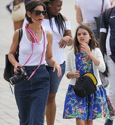 Katie Holmes With Her  14 Years Old Daughter, Suri Cruise
