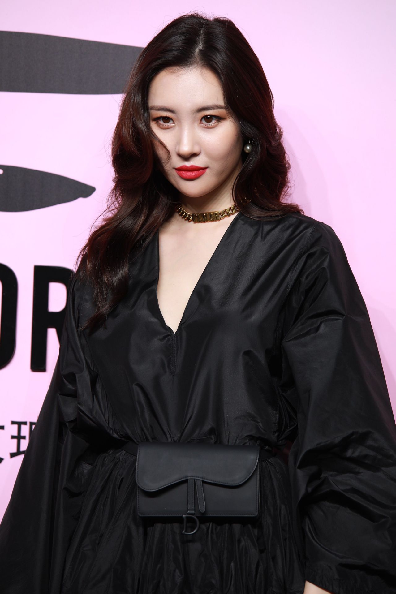 K-Pop star, Sunmi is living a lavish lifestyle with her family.