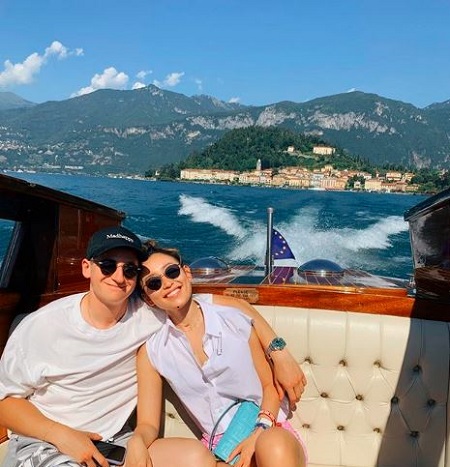  Sam Lerner and Olivia Sui During Their Vacation At Lake Como, Italy