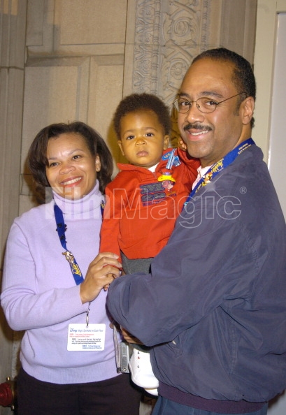 Tony Perkins with his wife, Rhonda Perkins and son.