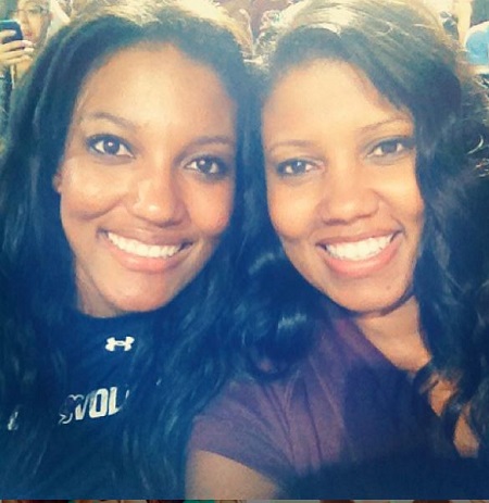 Taylor Pippen With Her Mother, Sonya Roby