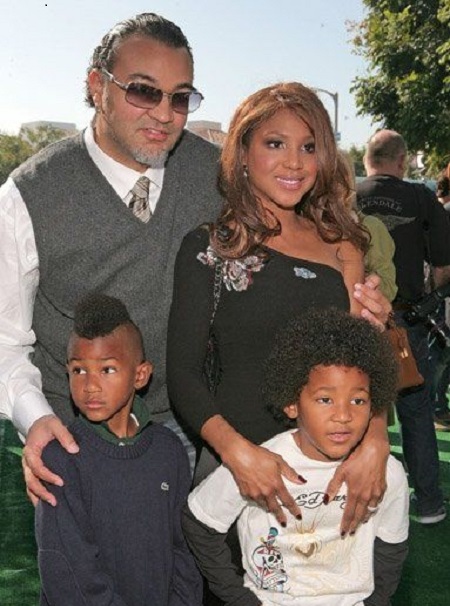 Keri Lewis With His Sons, Denim, Diezel and a Former Wife, Toni Braxton