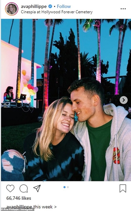 Ava Elizabeth Phillippe Posted The Cosy Snap With Boyfriend Owen Mahoney On Instagram in 2019