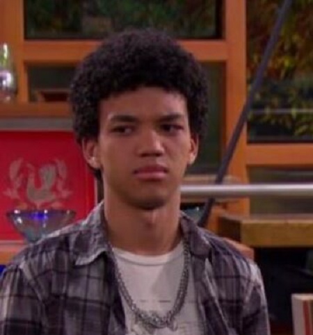 Justice Smith as Angus on The Thundermans
