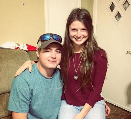 The noodler Hannah Barron was engaged with Hunter Horton.