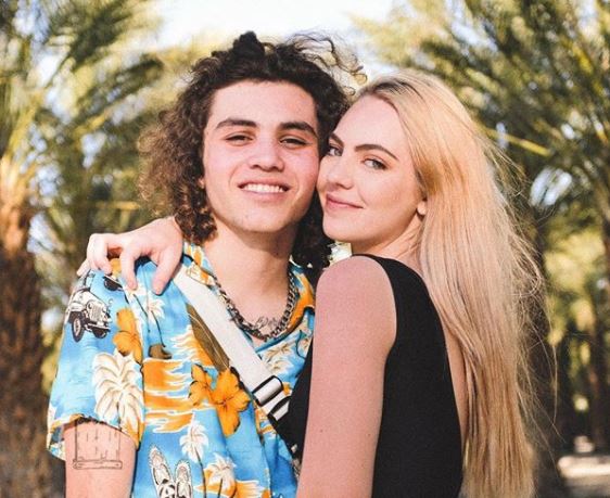 The You-Tuber Sam Pottorff is dating his girlfriend Alexa Keith.