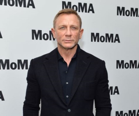 Ella Craig's father Daniel Craig and mother Fiona Louda separated in 1994.