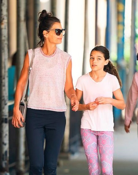 Katie Holmes With Her 14 Years old Daughter, Suri Cruise