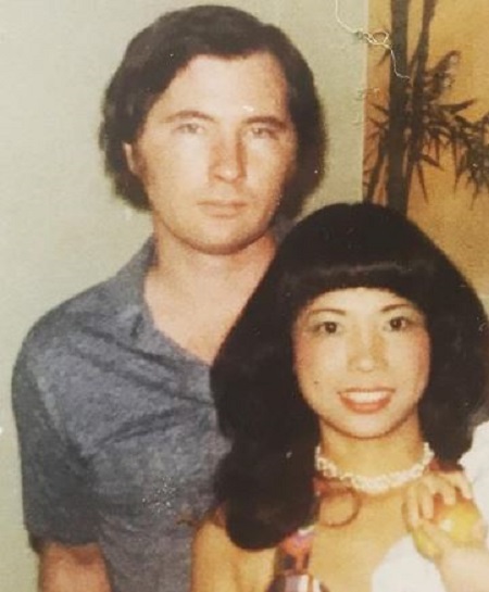 Kim Munn divorced her first husband Winston Munn in 1982