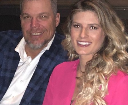The 48 aged Chipper Jones is married to Taylor Higgins since June 14, 2015.
