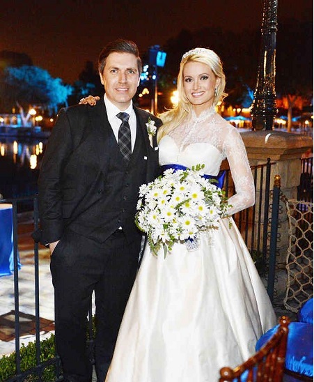 Zak Bagans' Ex-Girlfriend Holly Madison And Her Ex-Husband, Pasquale Rotella During Their Wedding Day