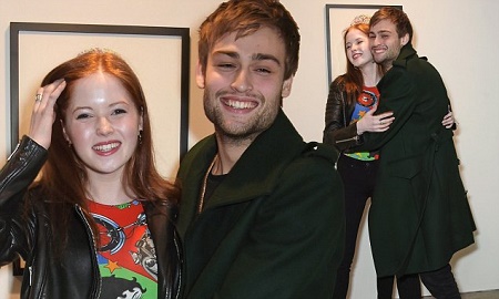 Ellie Bamber and Douglas Booth, Dating Rumors
