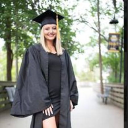Amber Pellicone is an alumnus of the University of Central Florida. Know all the details about her parents and siblings!