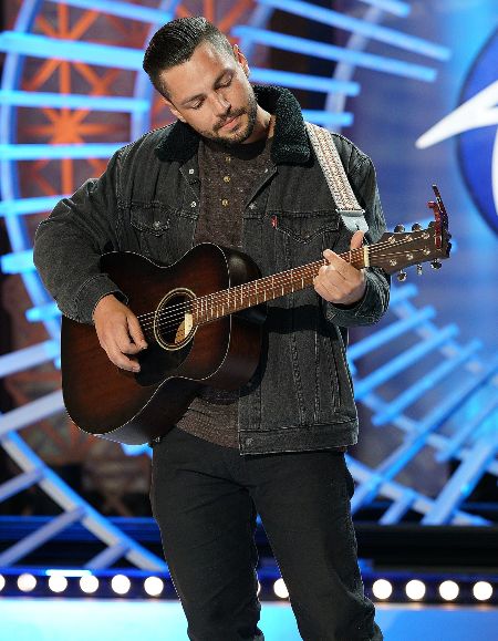 Beckham first performance at American Idol S19 stage.