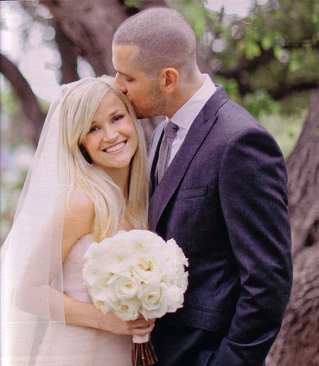 Reese Witherspoon and Ryan Phillippe At Their Wedding Ceremony