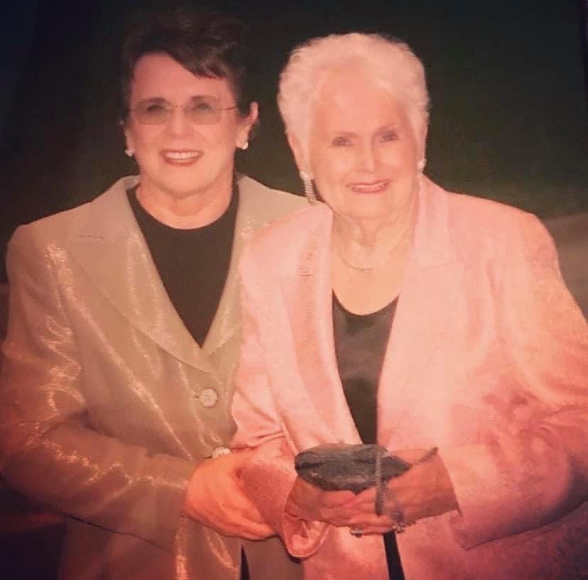 Betty Moffit's daughter, Billie Jean King has a net worth of $20 Million as of 2021. Know all the details about Betty's death!