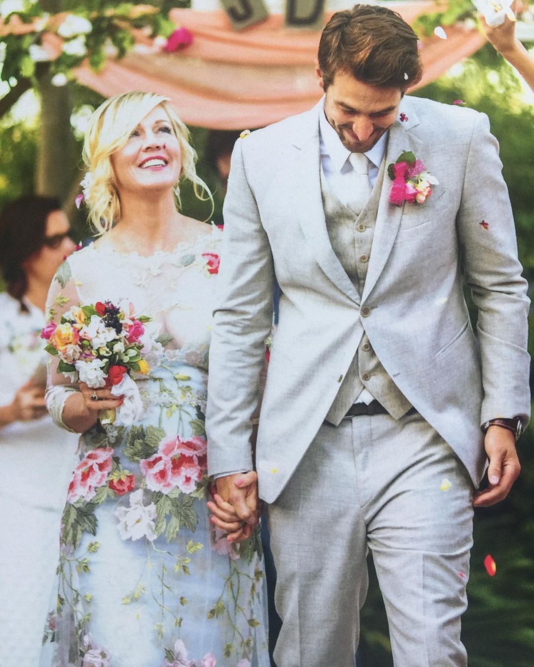 Luca Bella Facinelli's mom with her husband David Abrams on their wedding day.