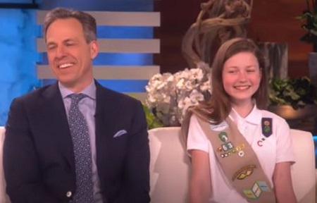  Jake Tapper and his daughter Alice Paul Tapper on The Ellen Show.