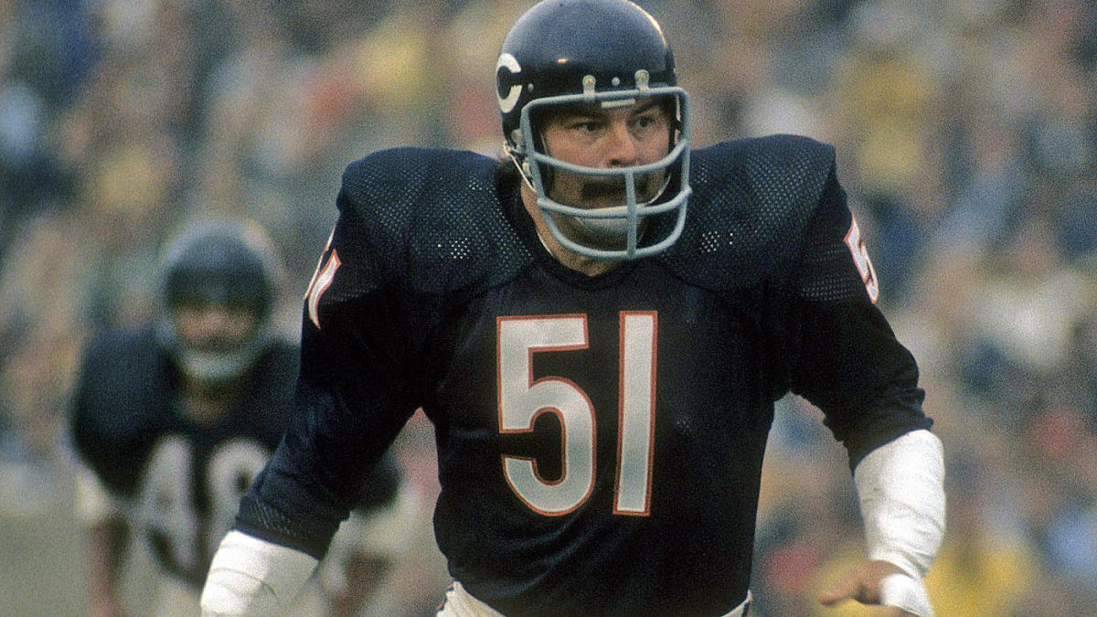 Dick Butkus playing in a football match