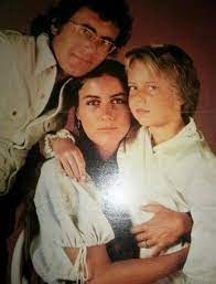 Ylenia Carrisi wither parents Albano Carrisi and Romina Power in her childhood days.