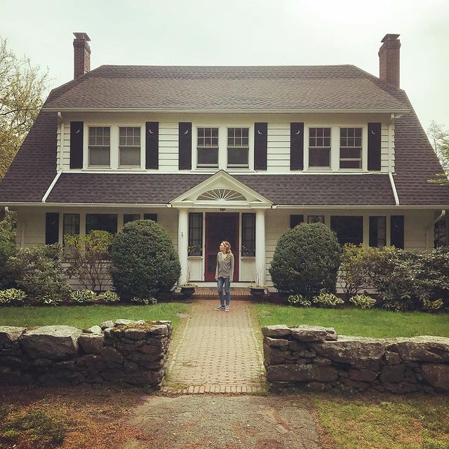 Picture of Old House of Michaela McManus and her family