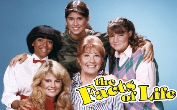 Nancy Mckeon with his crew in the TV series The Facts of Life 