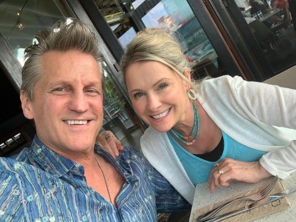 Selfie of Ami Dolenz with her husband Jerry Trimble