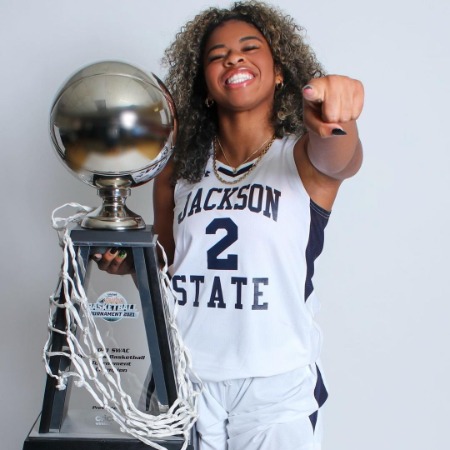 Shelomi Sanders played at Jackson State Lady Tigers.