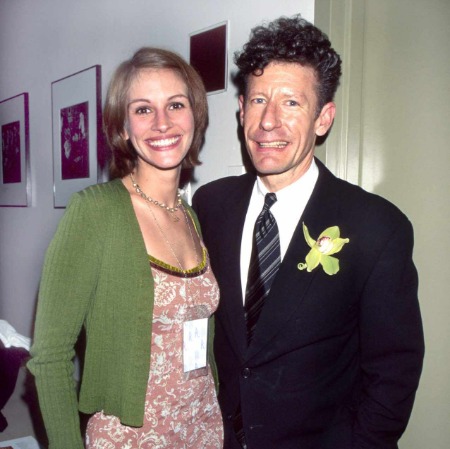 Julia Roberts with her former husband Lyle Lovett before separation. 