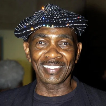 The American actor Lou Myers is the friend of Charnele Brown.