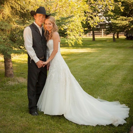 The marriage ceremony picture of Amber Marshall and Shawn Turner.