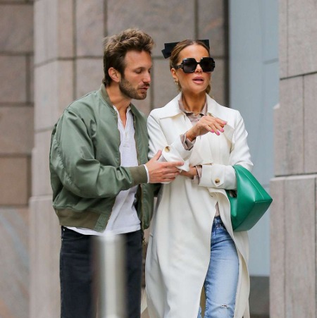Kate Beckinsale and Matt Atwater were spotted in New York City. 