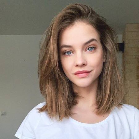 Anita Palvin's sister Barbara Palvin.