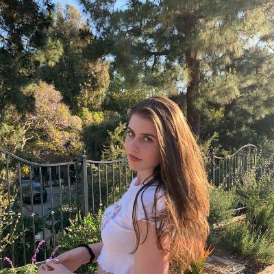 Brooke Elizabeth Butler - Actress, Singer & TikTok Star | Chicken Girls ...